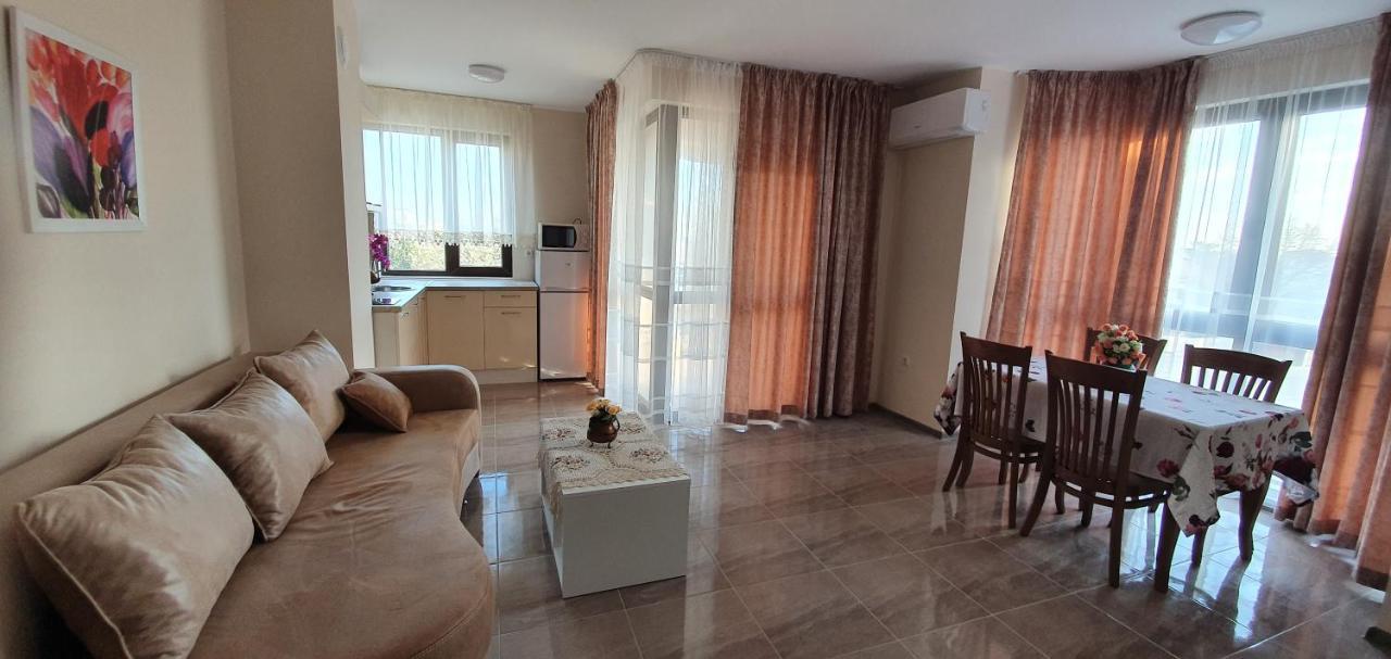 Luxury Apartments Ekaterina Черноморец Экстерьер фото